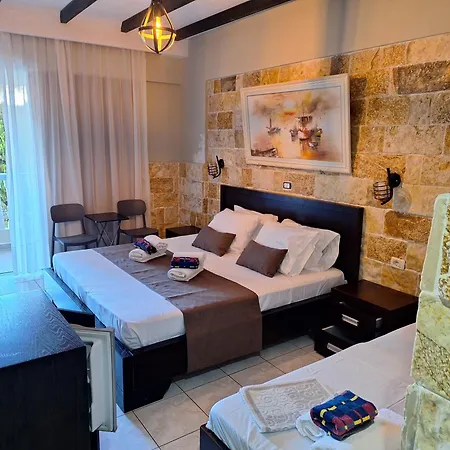 Hotel Castle Himare