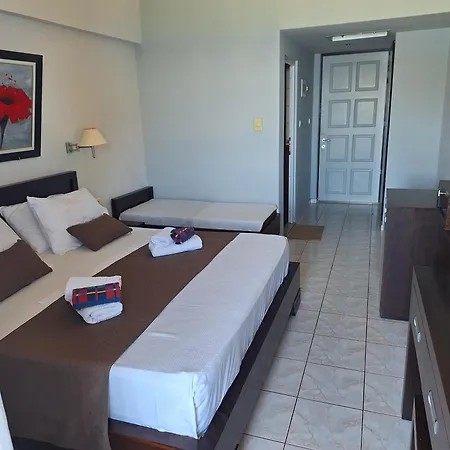Castle 3* Himare