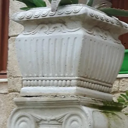 Hotel Castle
