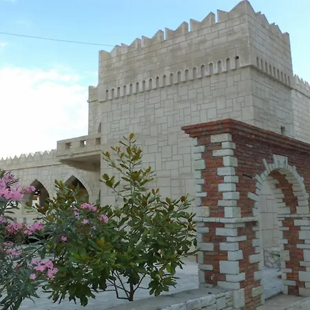 Castle 3* Himarë