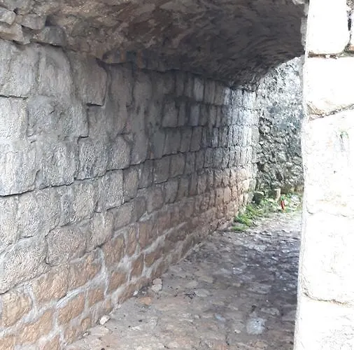 Castle Hotel Himarë